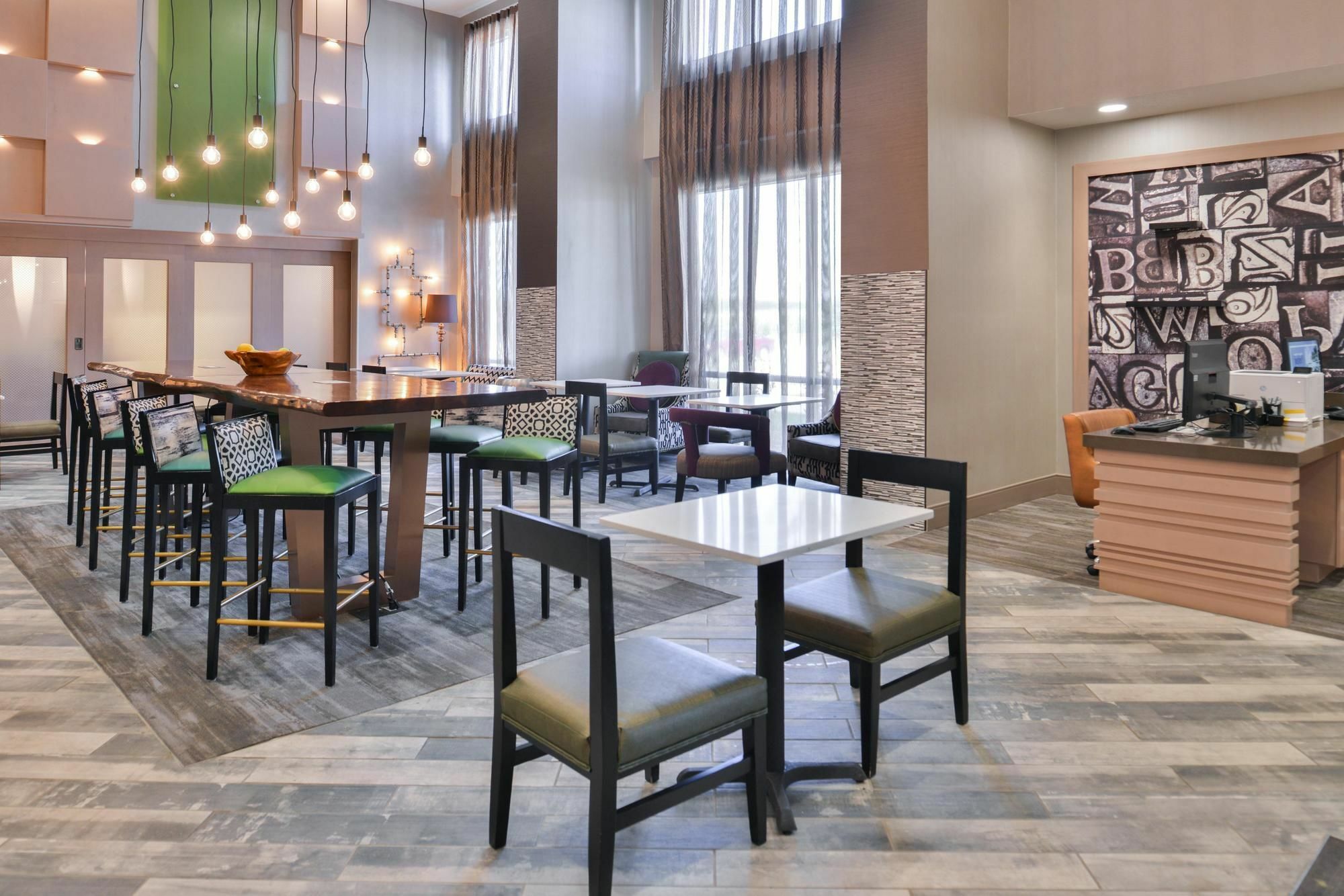 Hampton Inn And Suites Altoona-Des Moines By Hilton Eksteriør billede