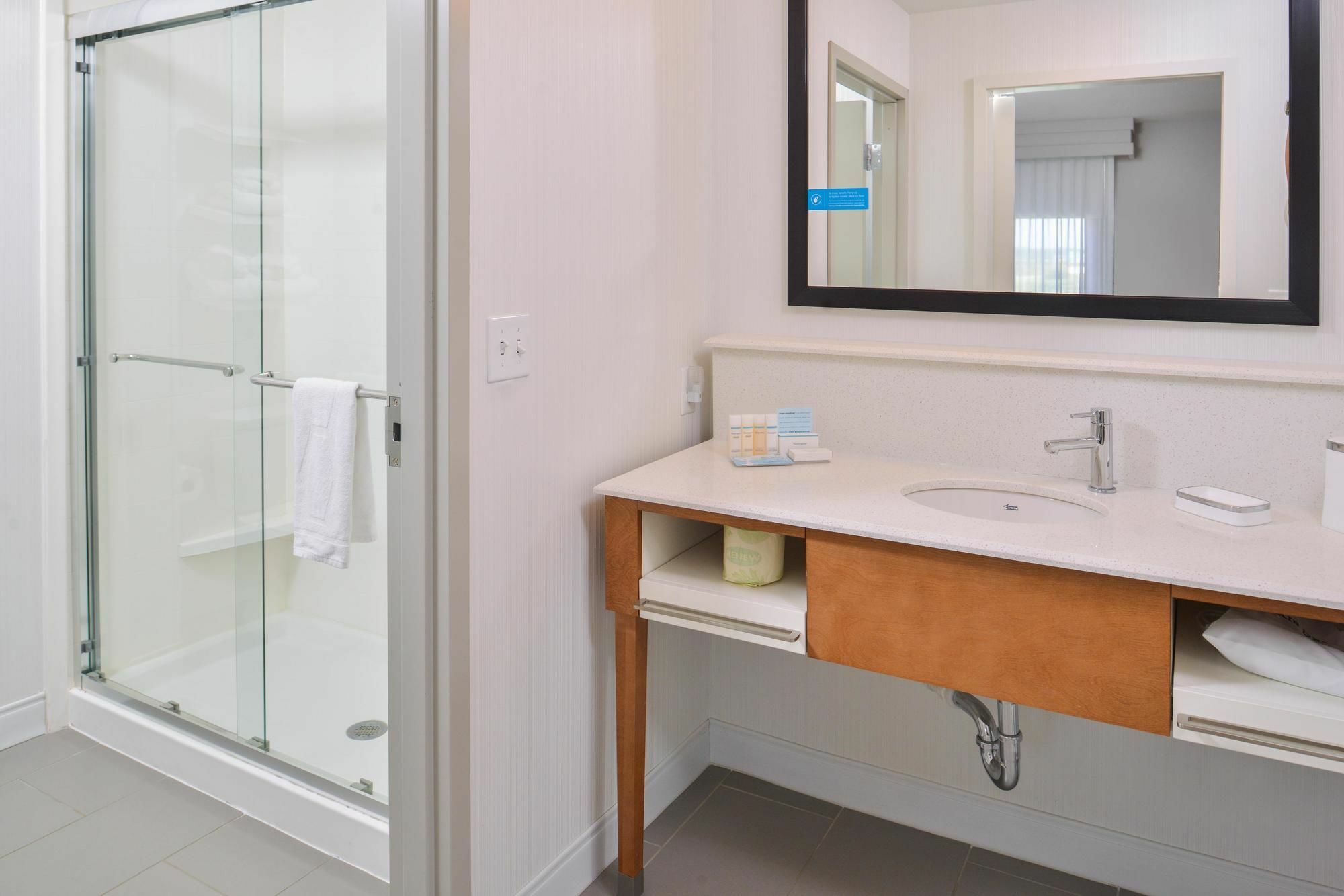 Hampton Inn And Suites Altoona-Des Moines By Hilton Eksteriør billede